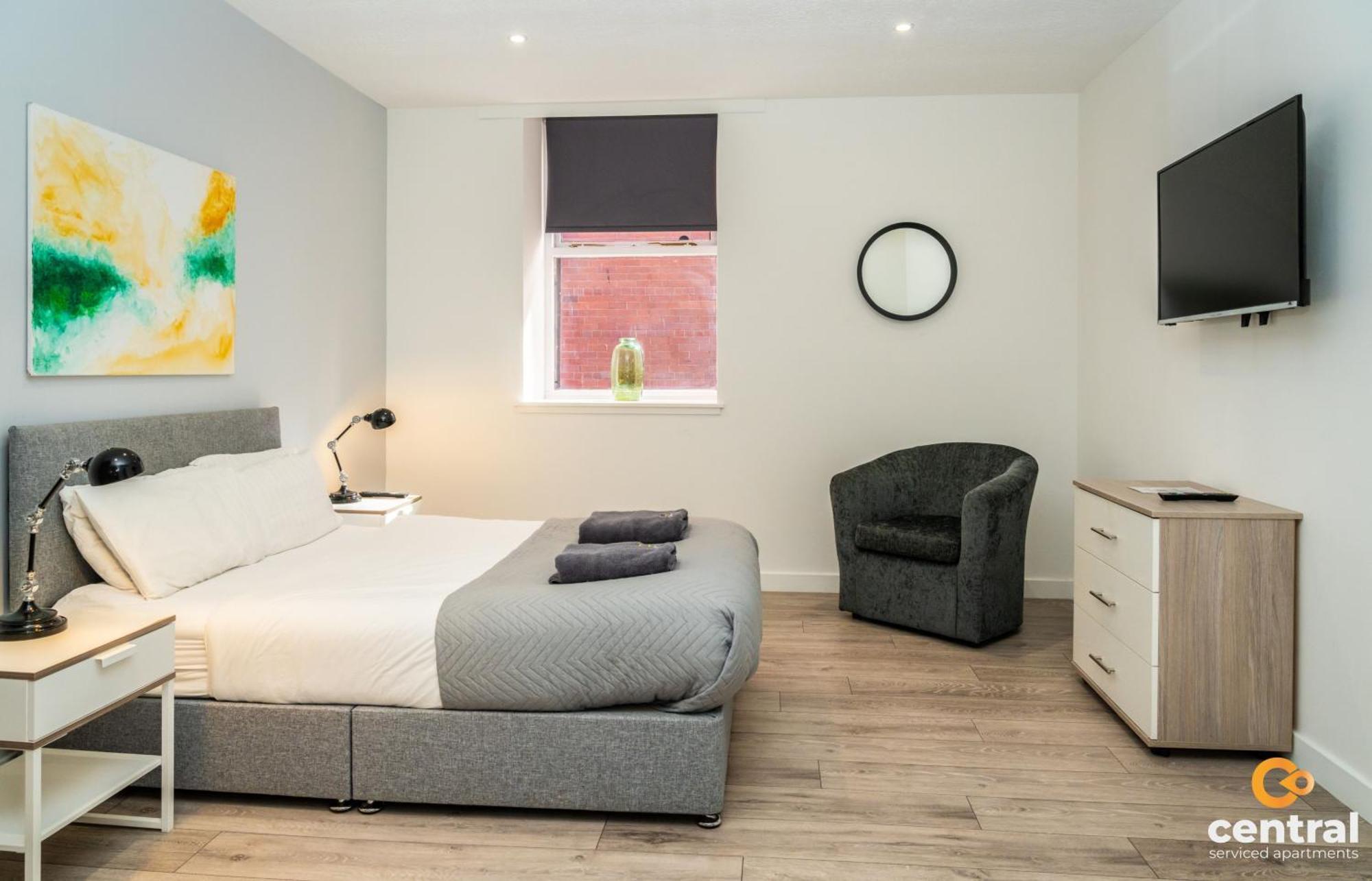 Central Serviced Apartments - 2 Bedroom - Walk Away From City Centre & Universities - Sleeps 4 - 3 X Double Beds - Smart Tvs In All Rooms - Short Term Stays Welcome - Walk Away From Train & Bus Station - Preferred Location For Short Stay In Dundee Kültér fotó