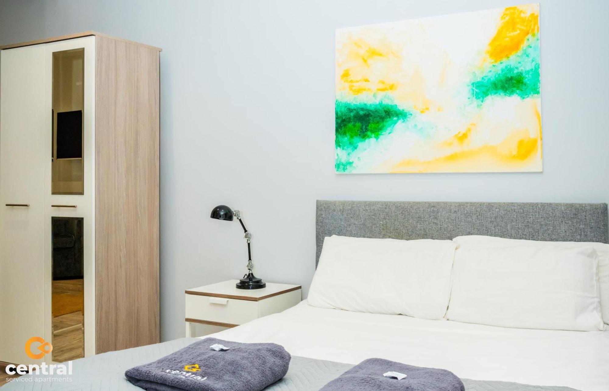 Central Serviced Apartments - 2 Bedroom - Walk Away From City Centre & Universities - Sleeps 4 - 3 X Double Beds - Smart Tvs In All Rooms - Short Term Stays Welcome - Walk Away From Train & Bus Station - Preferred Location For Short Stay In Dundee Kültér fotó